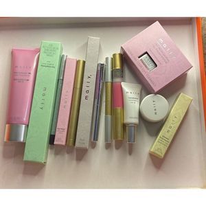 13 Piece Beauty Bundle